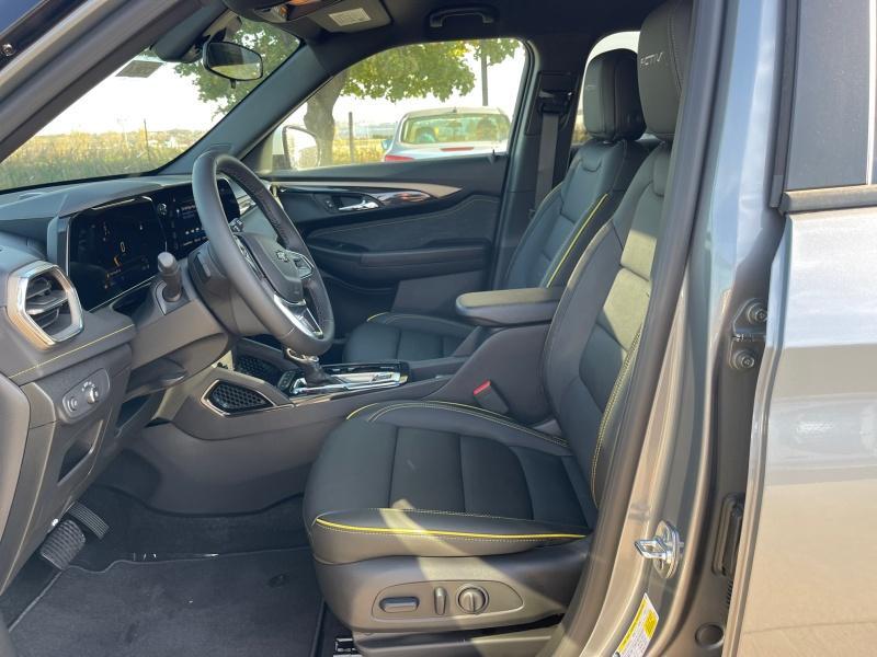 new 2025 Chevrolet TrailBlazer car