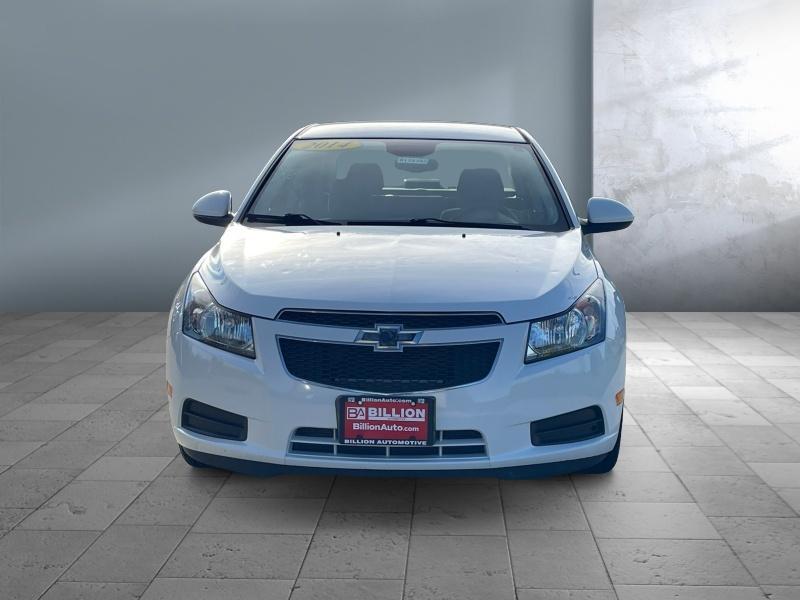 used 2014 Chevrolet Cruze car, priced at $9,600