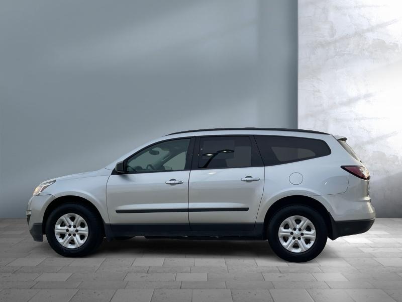 used 2015 Chevrolet Traverse car, priced at $9,970