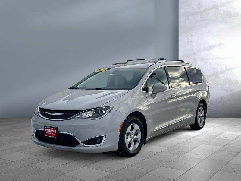 used 2017 Chrysler Pacifica car, priced at $15,970