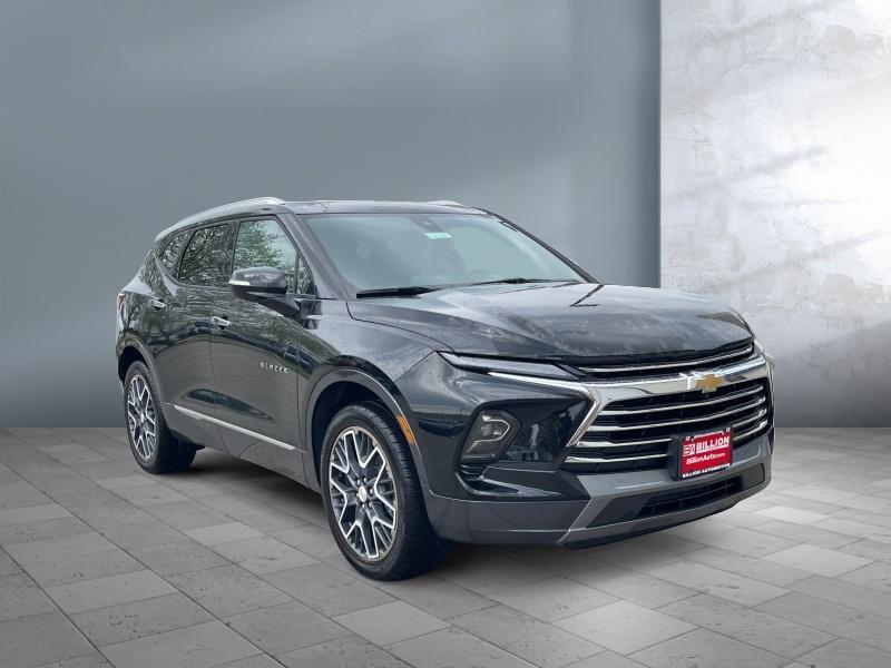 new 2025 Chevrolet Blazer car