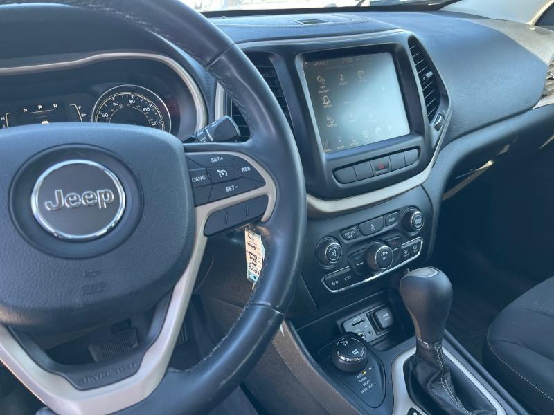 used 2015 Jeep Cherokee car