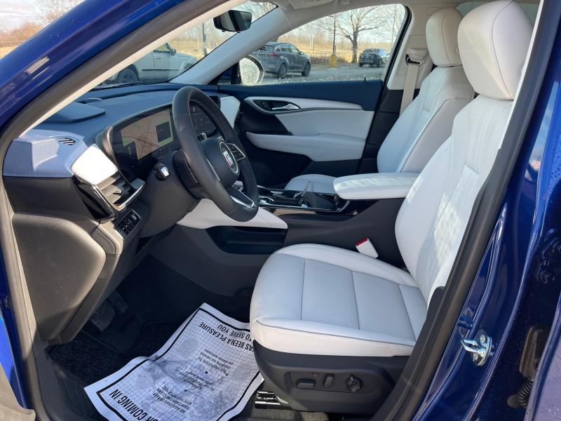 new 2025 Buick Envision car