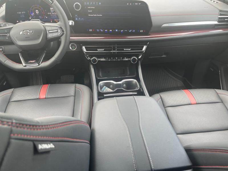 used 2024 Chevrolet Traverse car, priced at $61,970