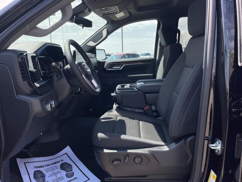 new 2025 GMC Sierra 1500 car