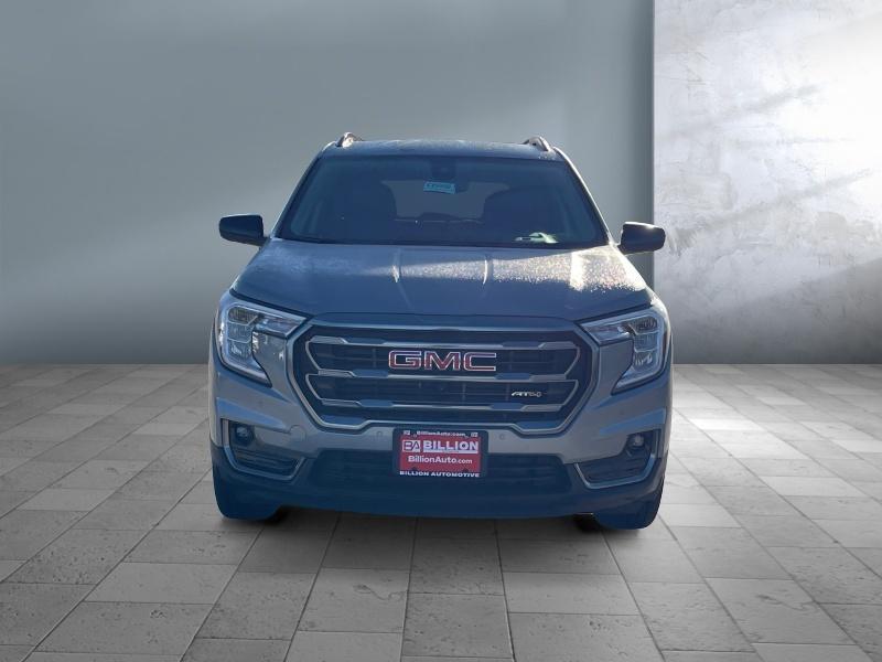 new 2024 GMC Terrain car