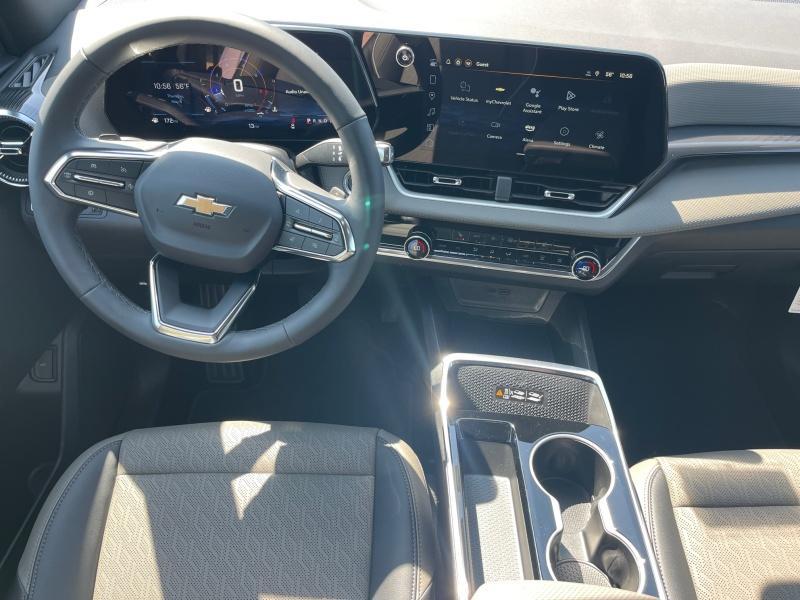 new 2025 Chevrolet Equinox car, priced at $32,145
