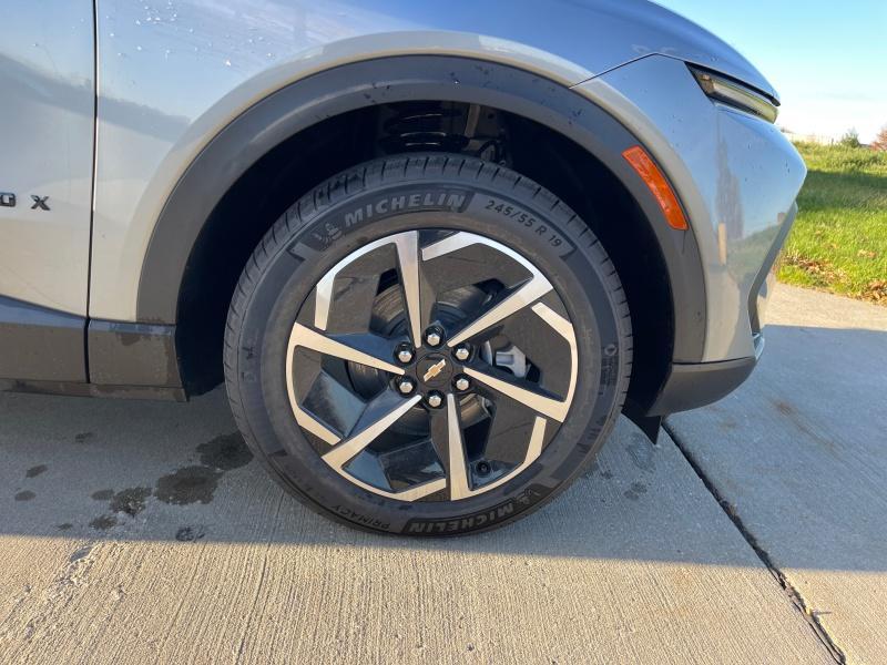 new 2025 Chevrolet Equinox EV car