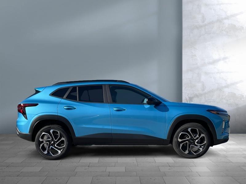 new 2025 Chevrolet Trax car