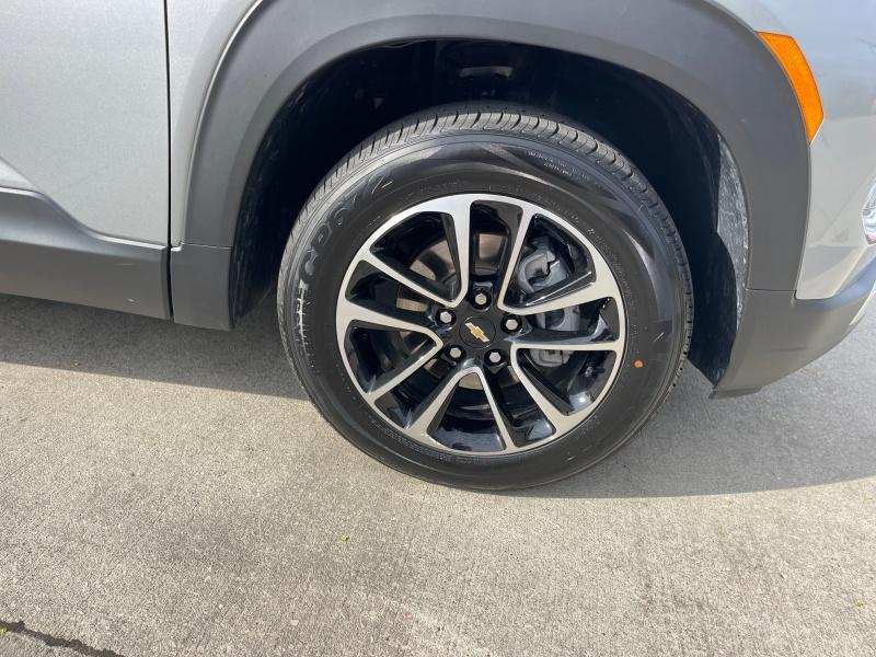 used 2025 Chevrolet TrailBlazer car, priced at $29,970