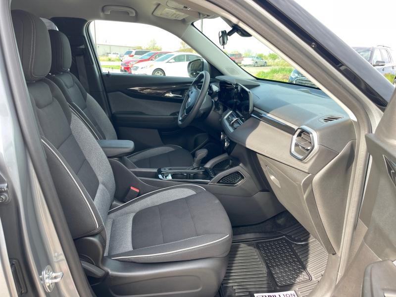 used 2025 Chevrolet TrailBlazer car, priced at $29,970