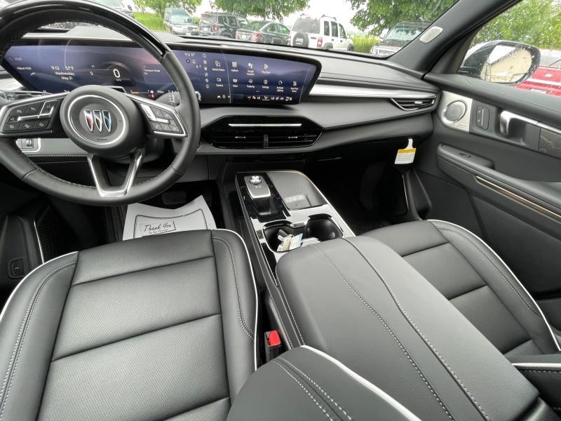 new 2025 Buick Enclave car, priced at $64,370