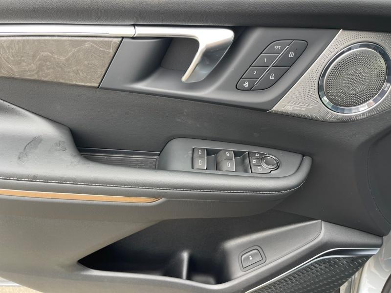 new 2025 Buick Enclave car, priced at $64,370