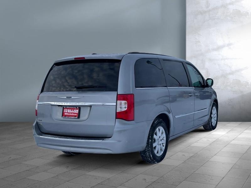 used 2015 Chrysler Town & Country car