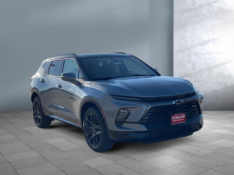 new 2025 Chevrolet Blazer car