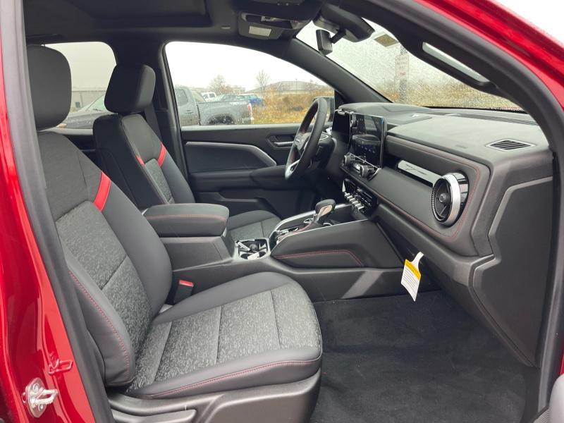 new 2025 Chevrolet Colorado car