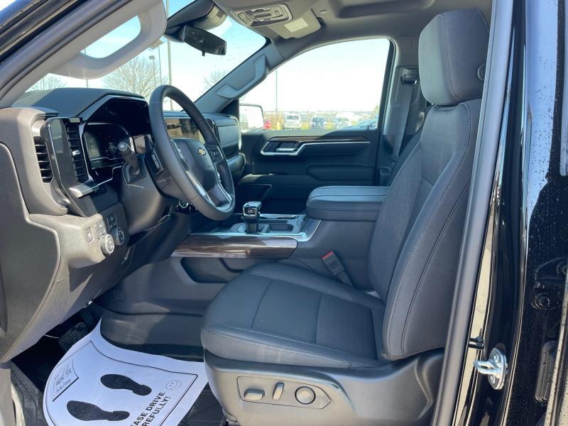 new 2025 Chevrolet Silverado 1500 car