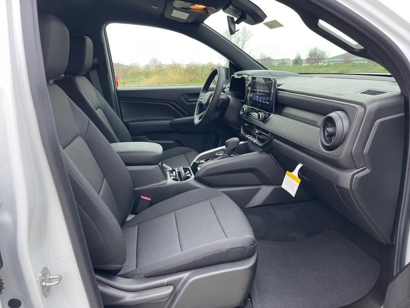 new 2024 Chevrolet Colorado car