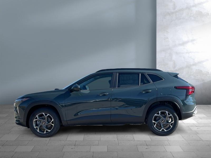 new 2025 Chevrolet Trax car