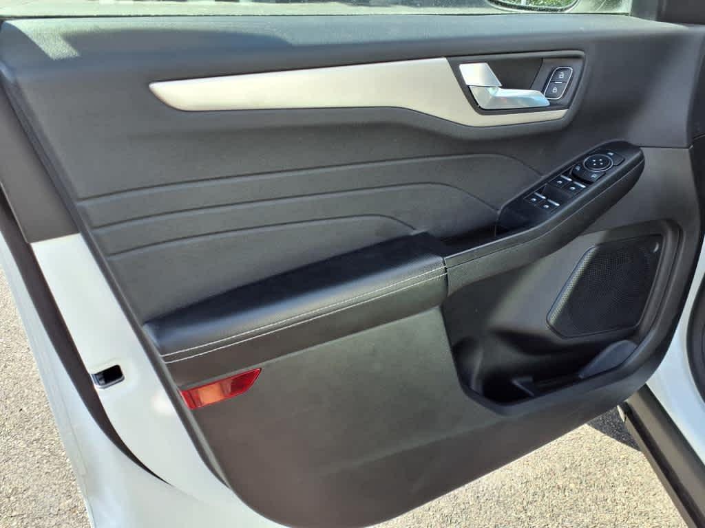 used 2022 Ford Escape car, priced at $26,542