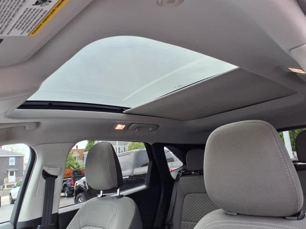 used 2022 Ford Escape car, priced at $23,662