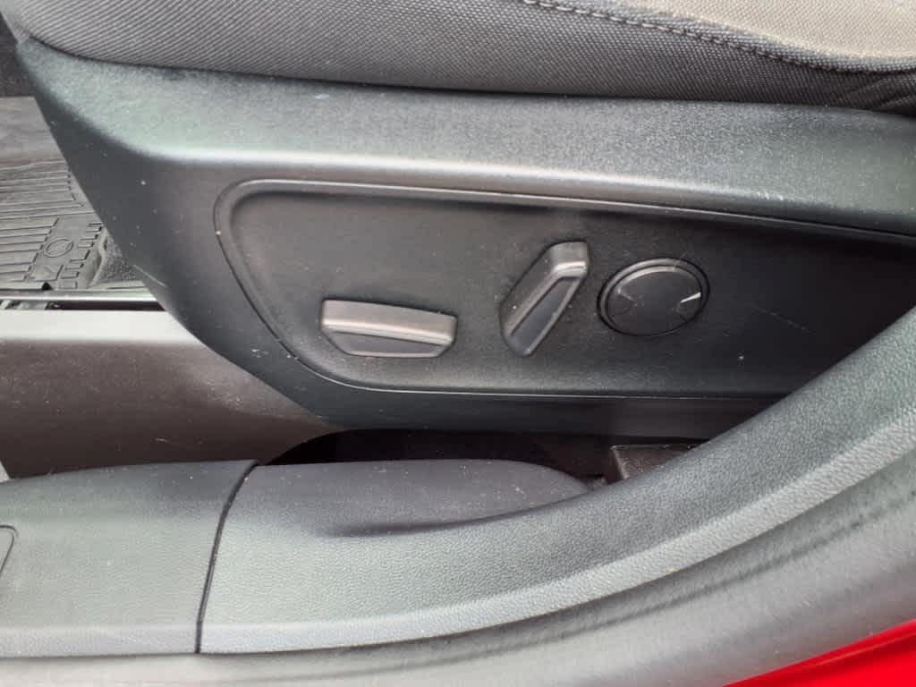 used 2022 Ford Escape car, priced at $23,662