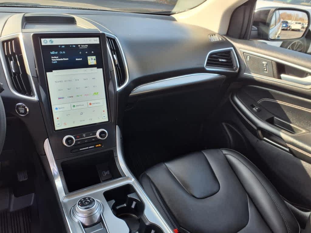 used 2022 Ford Edge car, priced at $27,939