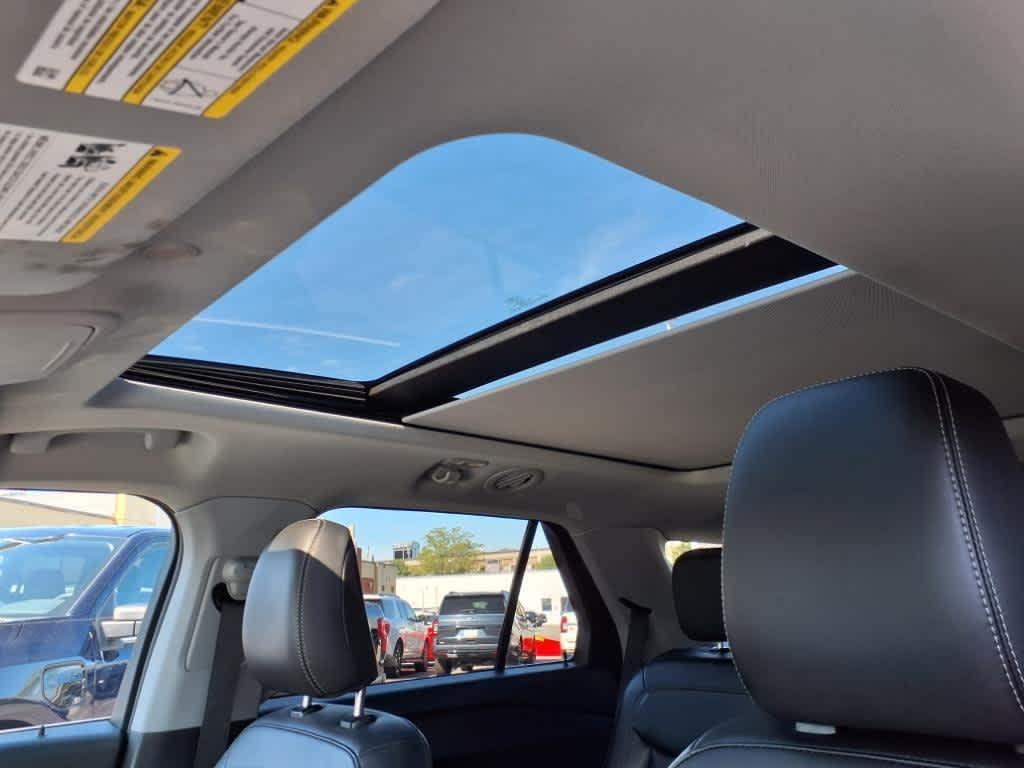 used 2022 Ford Explorer car, priced at $31,995