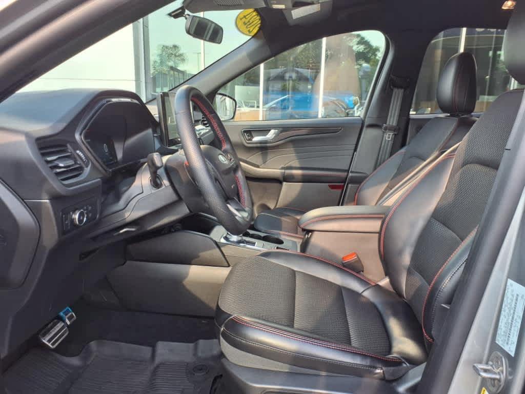 used 2024 Ford Escape car, priced at $29,382