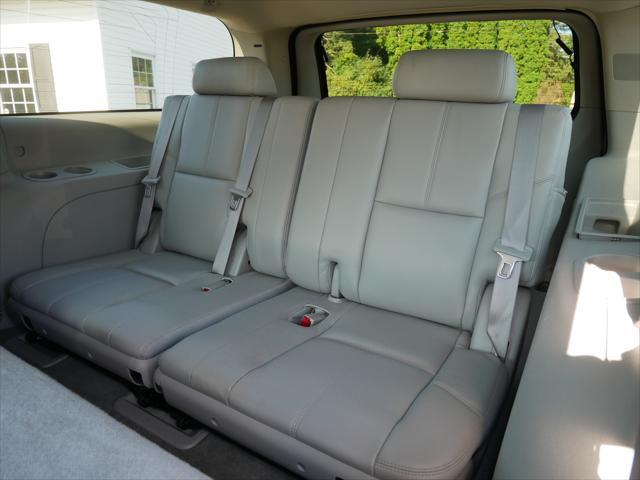 used 2008 Chevrolet Suburban car, priced at $6,979