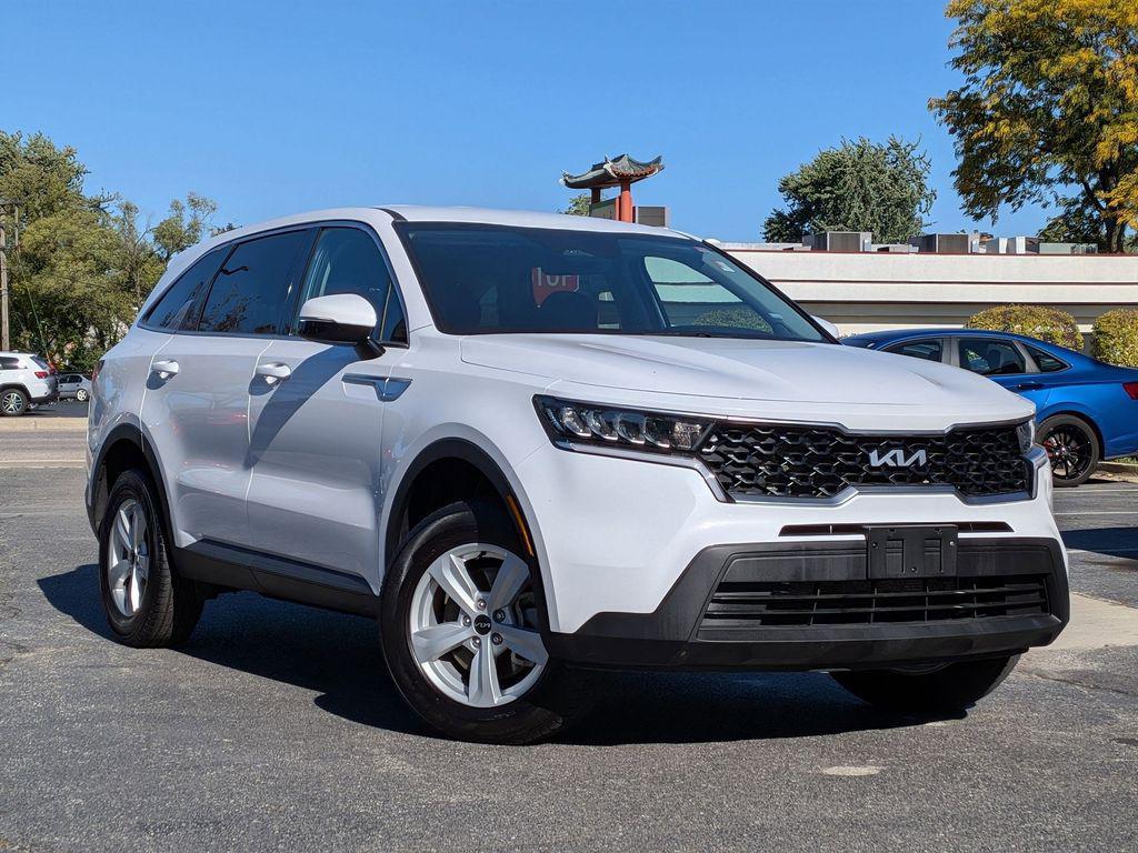 used 2023 Kia Sorento car, priced at $22,984