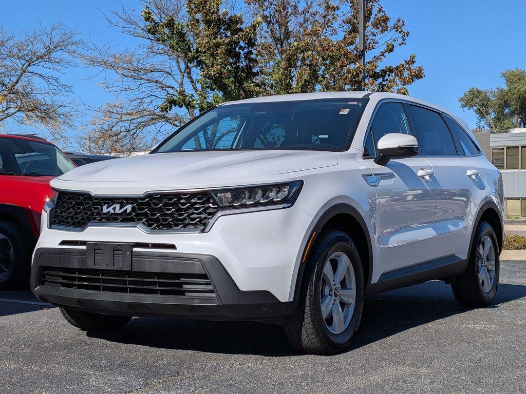 used 2023 Kia Sorento car, priced at $22,984