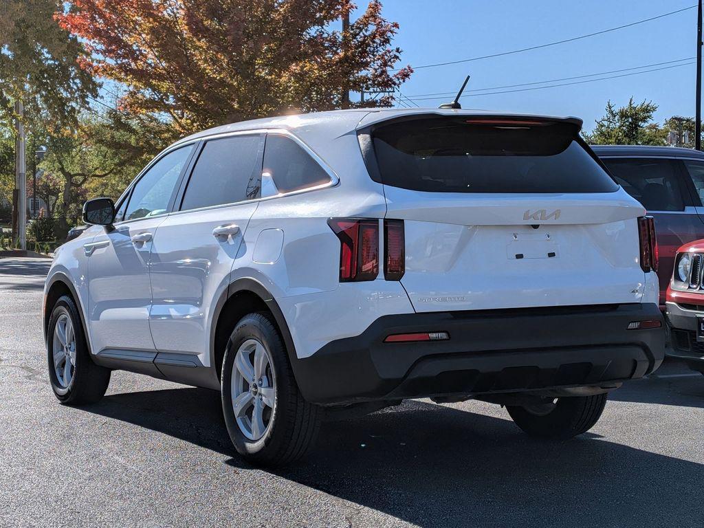 used 2023 Kia Sorento car, priced at $22,984