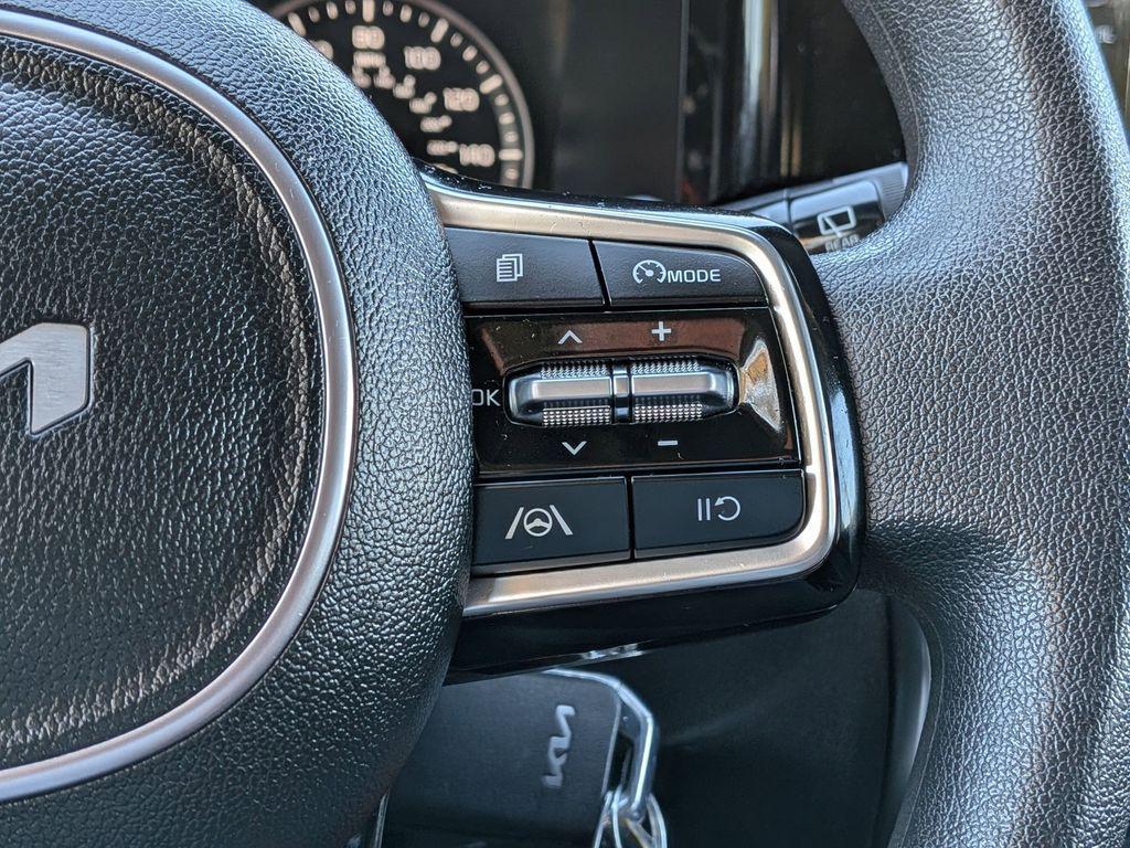 used 2023 Kia Sorento car, priced at $22,984