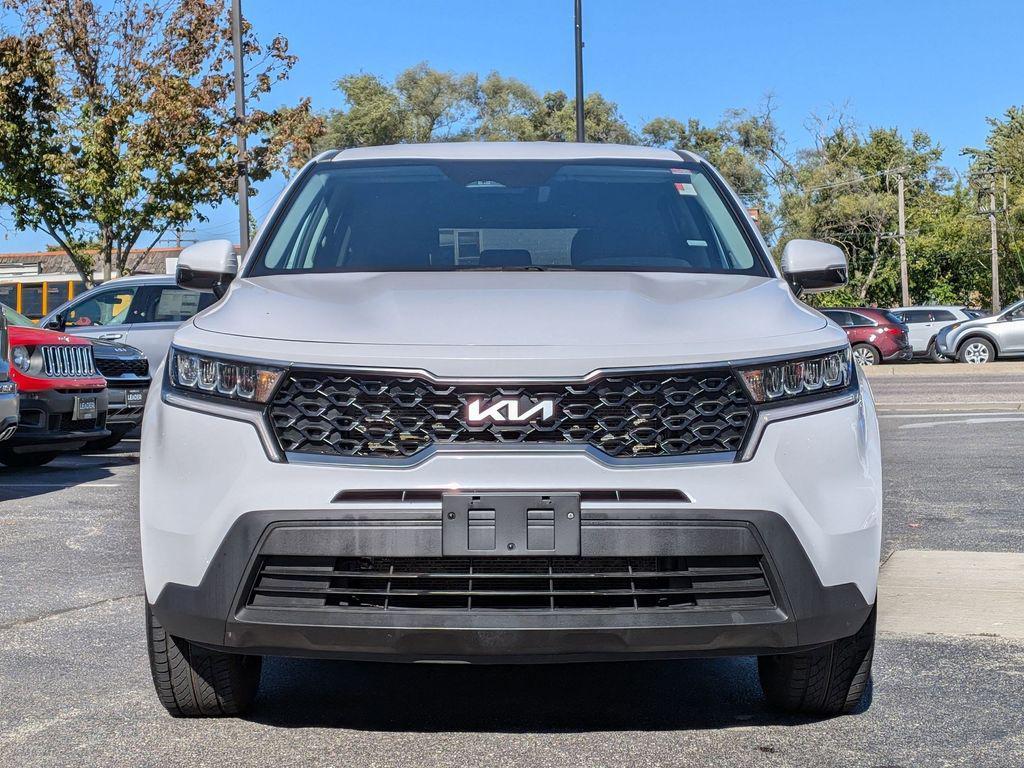 used 2023 Kia Sorento car, priced at $22,984