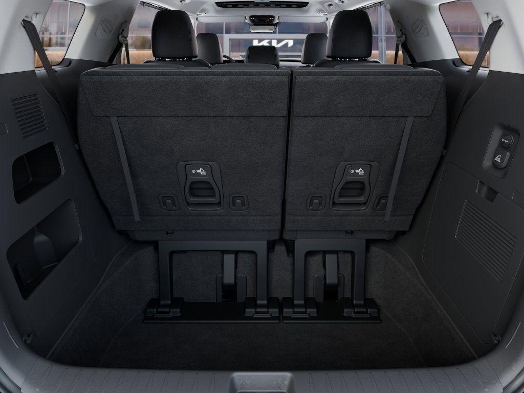 new 2026 Kia Carnival Hybrid car, priced at $50,285