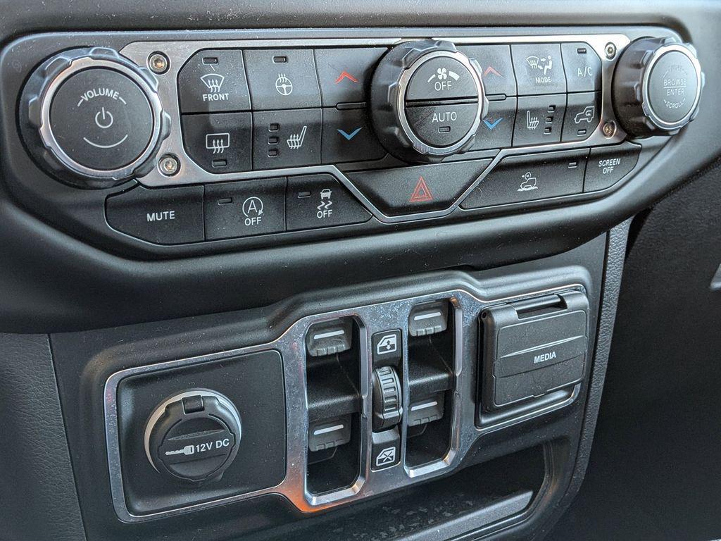 used 2021 Jeep Wrangler Unlimited car, priced at $27,995