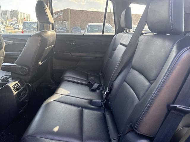 used 2021 Honda Pilot car, priced at $28,900