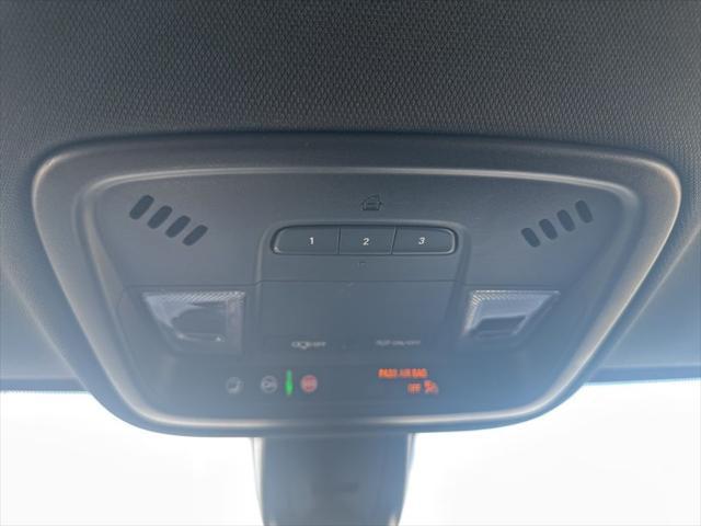 used 2022 Chevrolet Traverse car, priced at $28,963