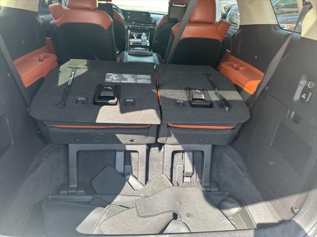 used 2022 Kia Carnival car, priced at $32,495