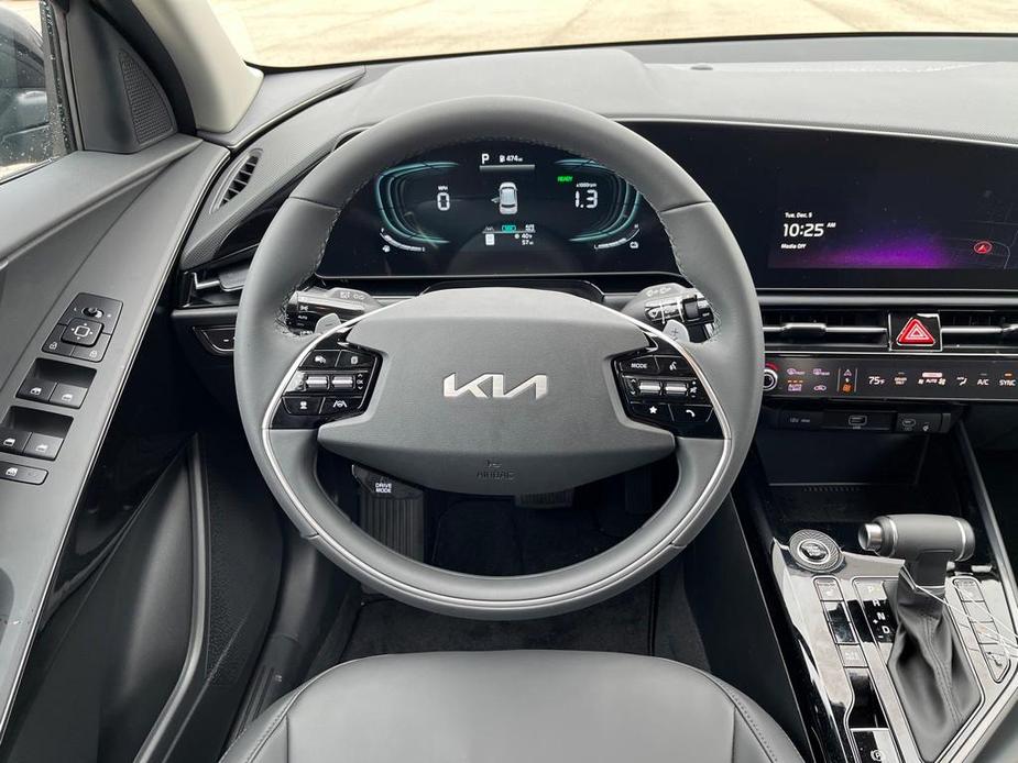 new 2024 Kia Niro car, priced at $31,084