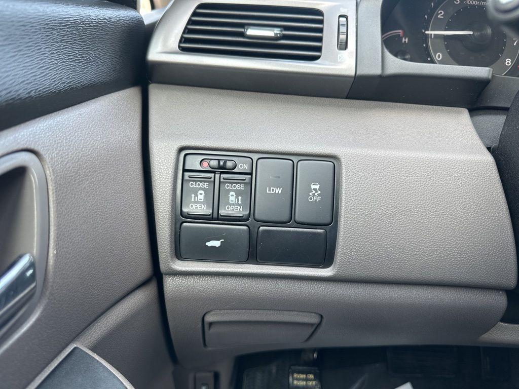 used 2014 Honda Odyssey car, priced at $16,995
