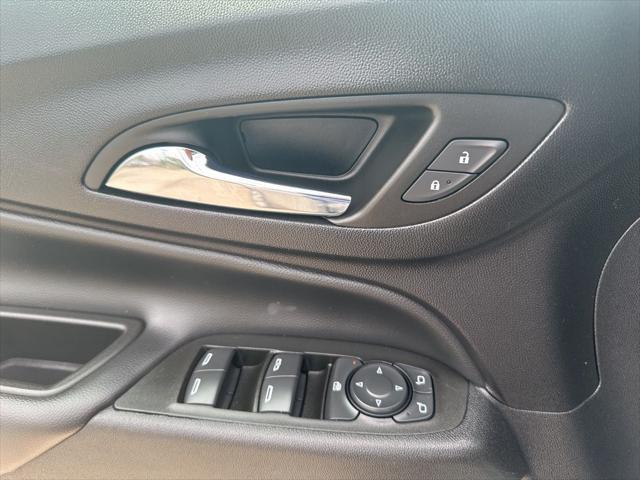 used 2022 Chevrolet Equinox car, priced at $21,995