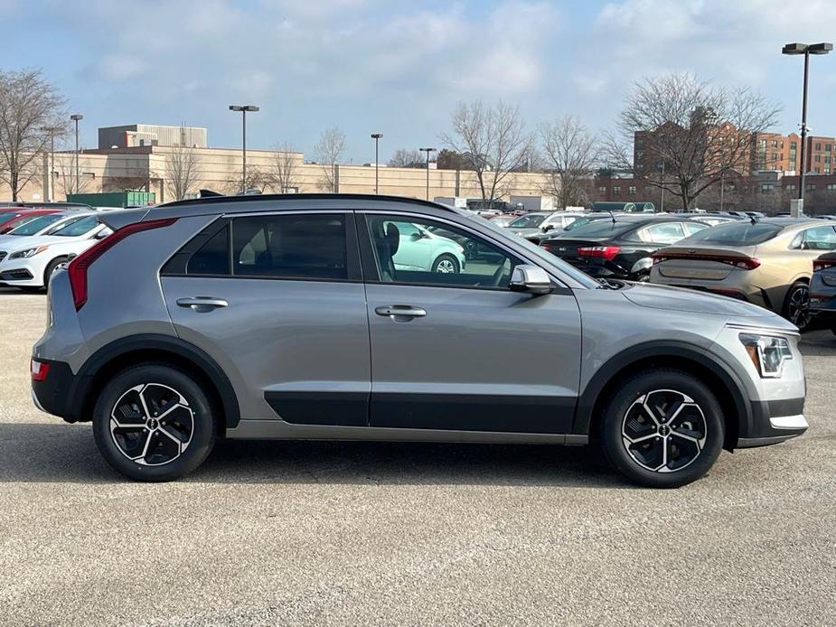 new 2024 Kia Niro car, priced at $30,713