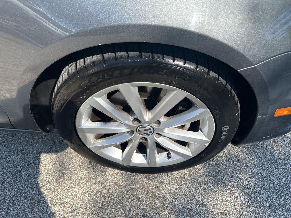 used 2013 Volkswagen Eos car, priced at $11,469