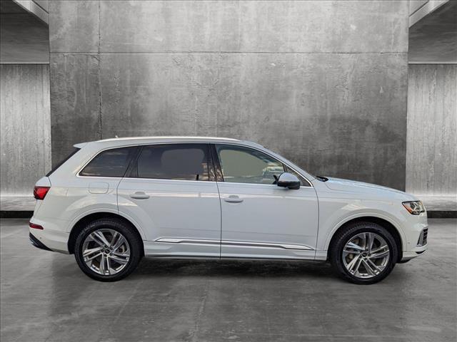 used 2022 Audi Q7 car, priced at $39,956