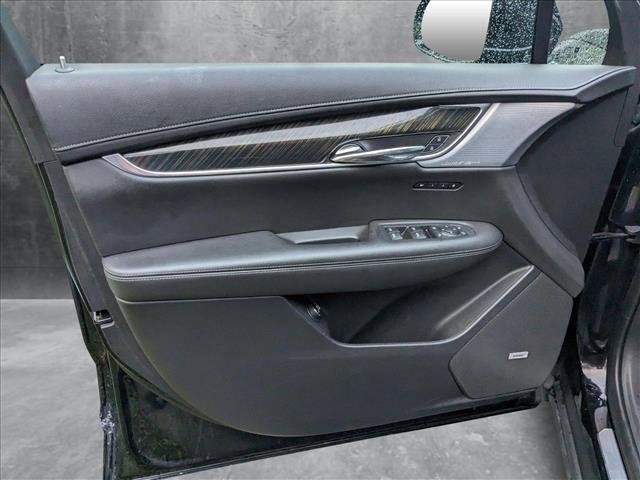 used 2020 Cadillac XT6 car, priced at $26,856