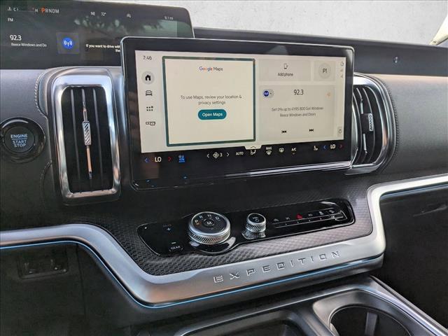 new 2025 Ford Expedition car, priced at $78,832