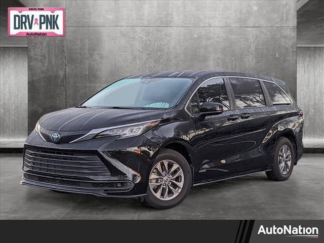 used 2021 Toyota Sienna car, priced at $30,425