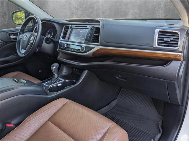 used 2019 Toyota Highlander car, priced at $26,604